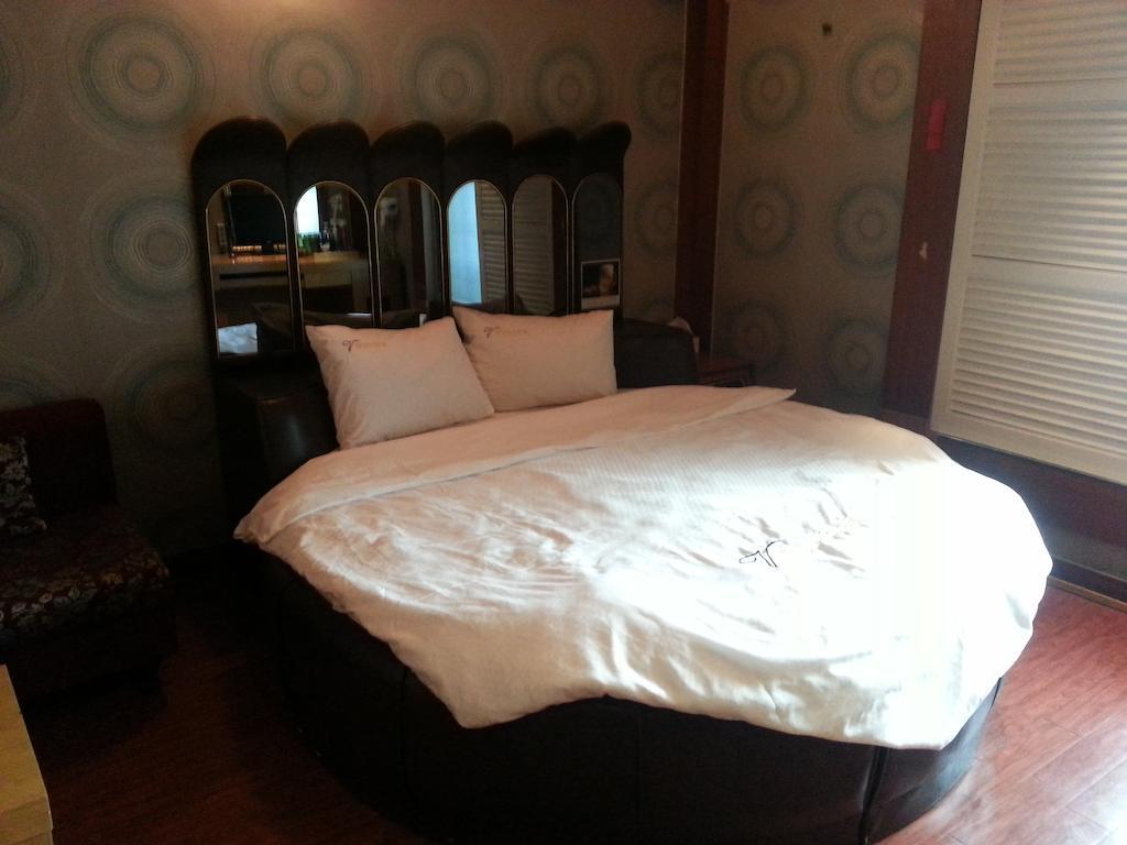 Valentine Hotel Kōyō Dış mekan fotoğraf